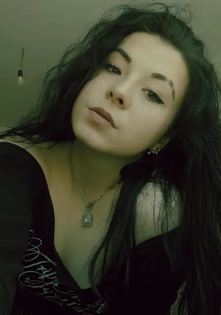 Я Ангелина, 23, из Самары, ищу знакомство для постоянных отношений