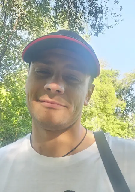 Я Дмитрий, 29, знакомлюсь без обязательств в Рубцовске