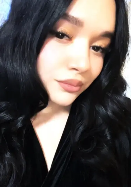 Я Елизавета, 19, из Москвы, ищу знакомство для совместных путешествий