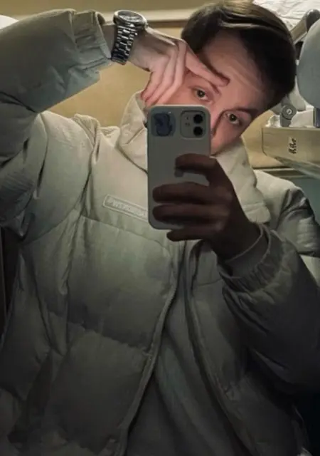 Владислав из Владивостока, ищу на сайте вирта