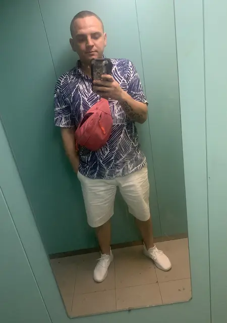 Алексей из Благовещенска, ищу на сайте вирта