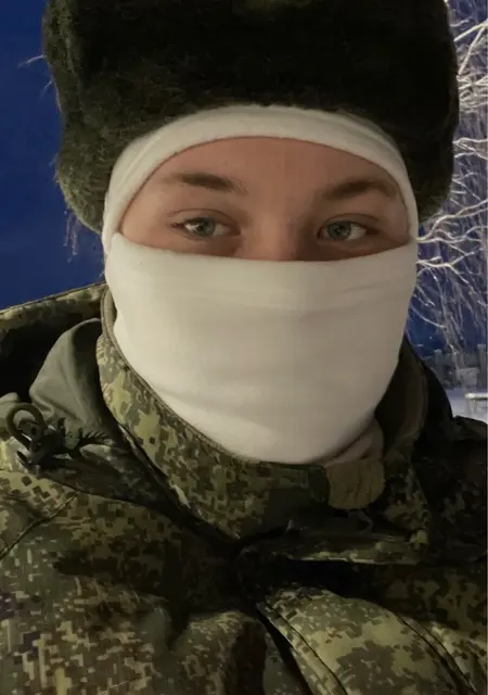 Антон из Сыктывкара, мне 19, познакомлюсь на одну ночь