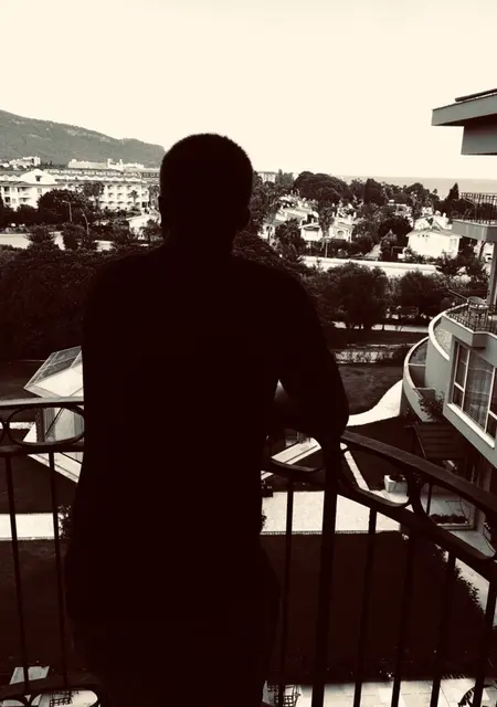 Я Костик, 32, знакомлюсь на одну ночь в Новочеркасске