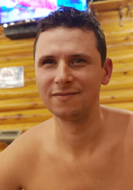 Константин из Ровно, ищу на сайте знакомства на одну ночь