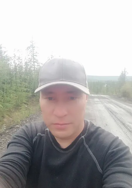 Александр из Якутска, ищу на сайте знакомства на одну ночь