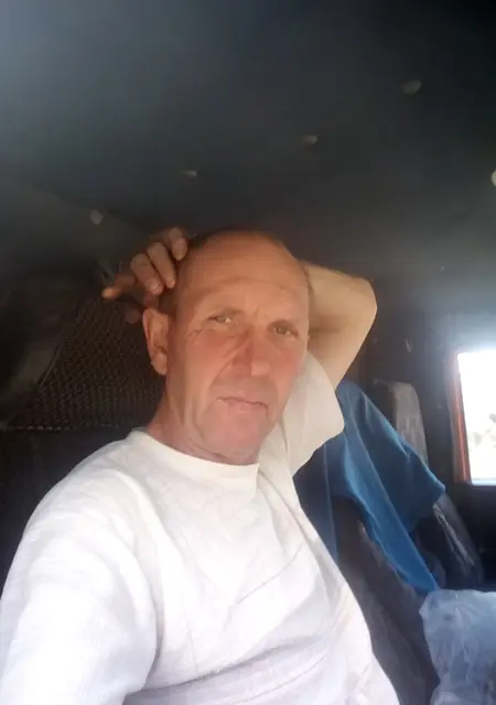 Андрей из Казани, мне 55, познакомлюсь без обязательств