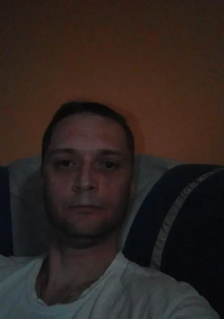 Я Макс, 45, из Тольятти, ищу знакомства без обязательств