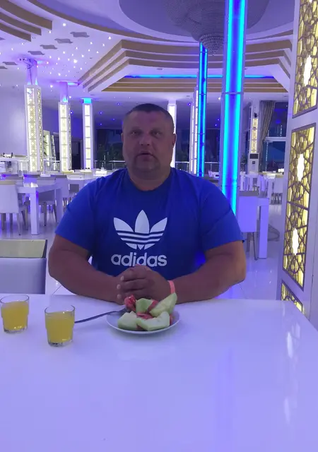 Дмитрий из Твери, ищу на сайте знакомства на одну ночь