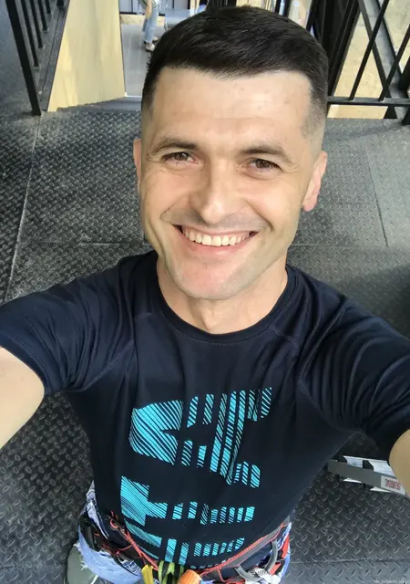 Alex из Смоленска, мне 37, познакомлюсь без обязательств