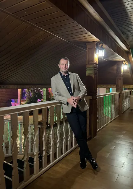 Я John, 40, знакомлюсь для постоянных отношений в Оренбурге