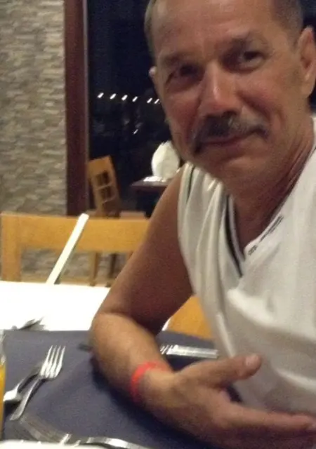 Я Sergei, 60, из Москвы, ищу знакомства без обязательств