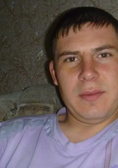 Я Рудик, 47, из Новоуральска, ищу знакомства на одну ночь