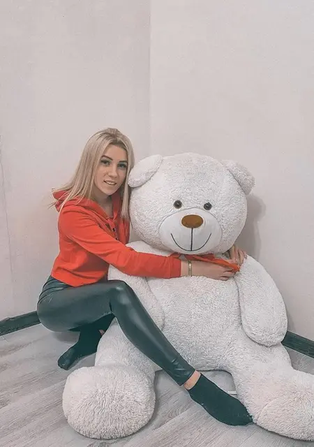 Я Елена, 25, из Красноярска, ищу знакомство для общения