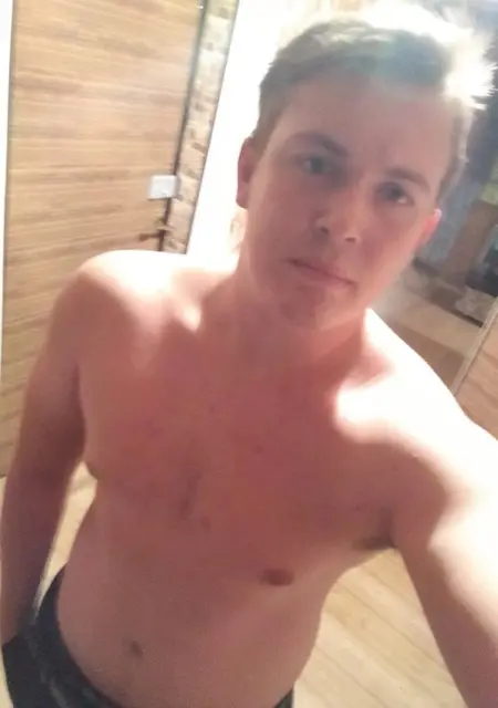 Артем из Череповца, мне 36, познакомлюсь для постоянных отношений