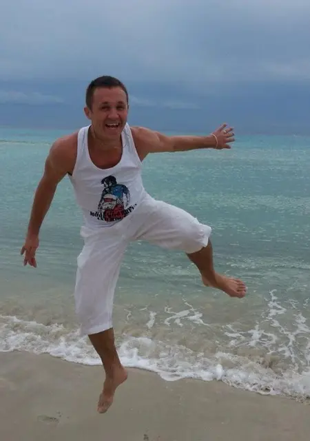 Я Никита, 39, из Кимр, ищу знакомства без обязательств