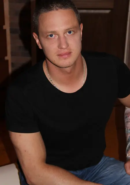 Игорь из Твери, мне 49, познакомлюсь на одну ночь