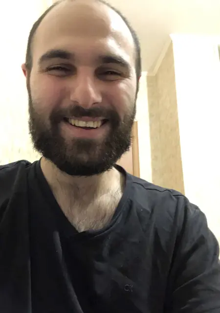 Arseniy из Долгопрудного, мне 40, познакомлюсь для приятного времяпровождения