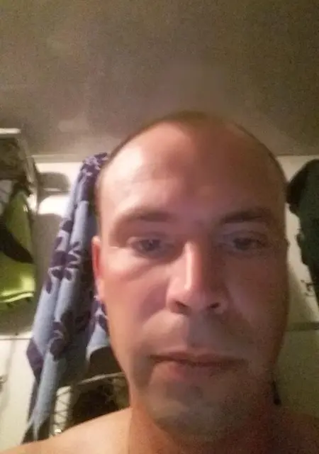 Я Андрей, 43, знакомлюсь на одну ночь в Таксимо