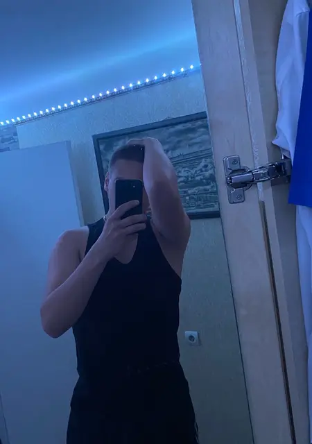 Я Илья, 19, из Волгограда, ищу знакомство для совместных путешествий