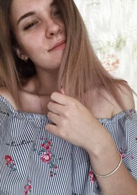 Соня из Саратова, ищу на сайте знакомства на одну ночь