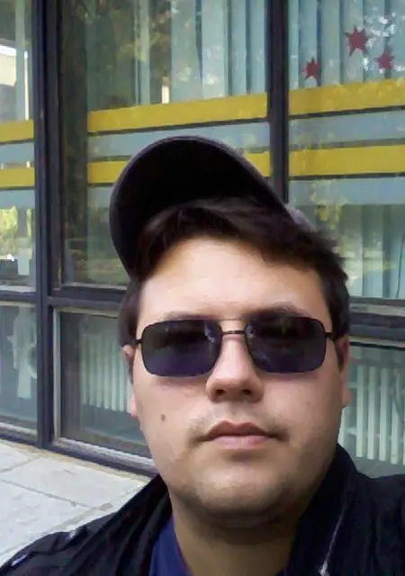 Андрей из Сарова, мне 40, познакомлюсь без обязательств