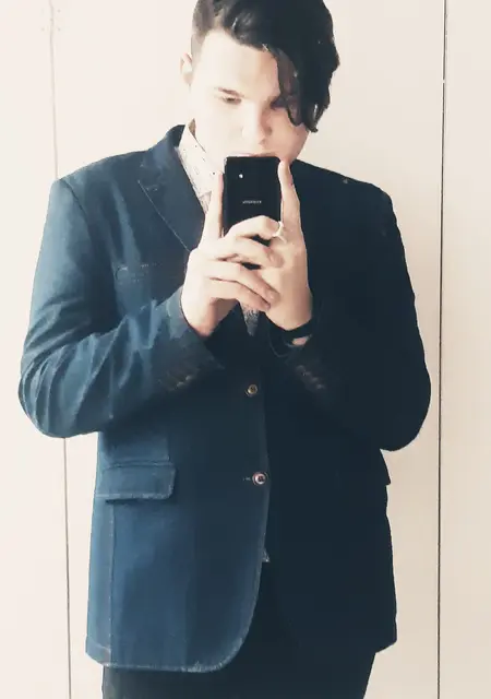 Святослав из Новокузнецка, мне 21, познакомлюсь на одну ночь