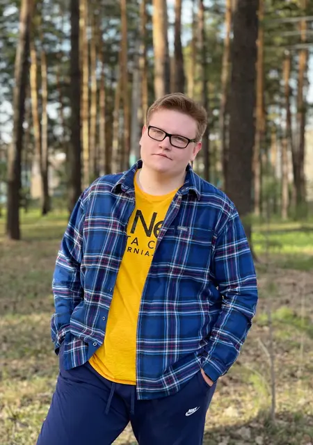 Александр из Прокопьевска, мне 25, познакомлюсь для открытые отношения