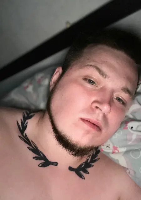 Viktor из Усть-Илимска, мне 28, познакомлюсь на одну ночь