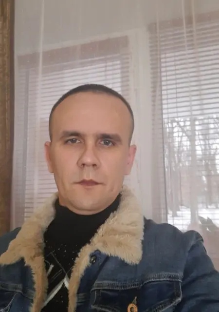 Николай из Долгопрудного, мне 40, познакомлюсь без обязательств