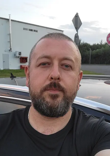 Я Dan, 39, знакомлюсь на одну ночь в Калининграде