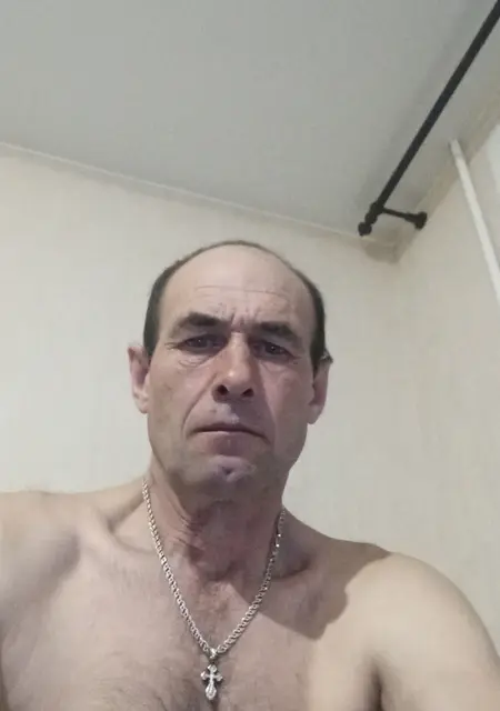 Сергей из Саратова, ищу на сайте знакомства на одну ночь