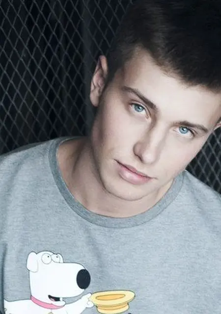 Я Алексей, 28, из Зеленограда, ищу знакомства без обязательств