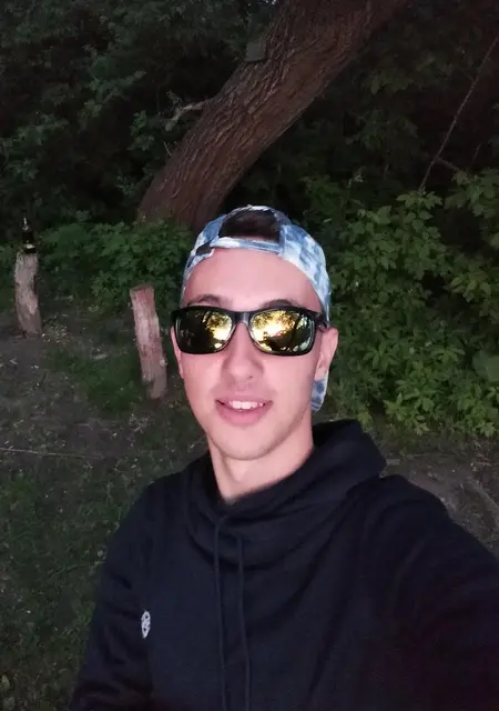 Evgeniy Best з Умани, мені 21 років, познайомлюсь на одну ніч