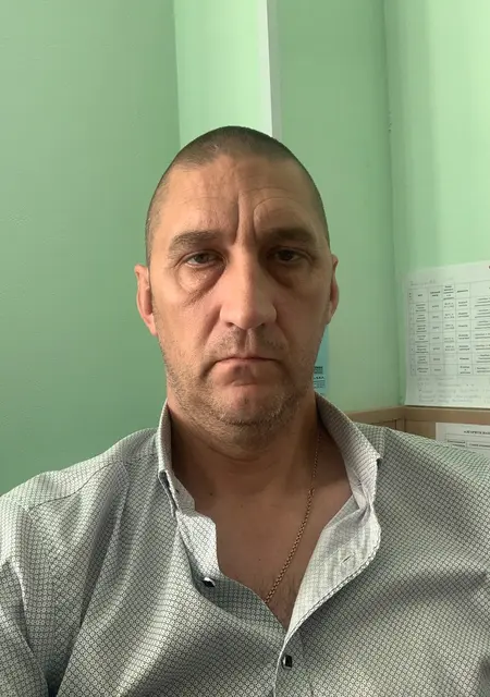 Я Сергей, 47, из Оренбурга, ищу знакомство для приятного времяпровождения