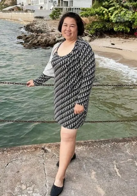 Polly from London, 40 years old, ready to meet