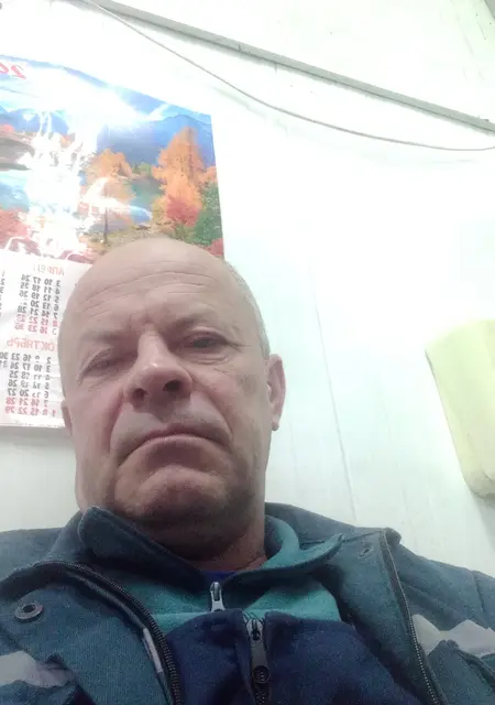 Рус из Таганрога, мне 51, познакомлюсь на одну ночь