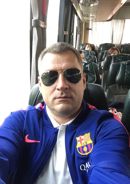 Я Игорь, 47, знакомлюсь для приятного времяпровождения в Магадане