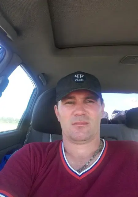 Саша из Мегиона, ищу на сайте знакомства на одну ночь