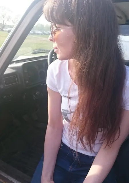 Я Олеся, 41, знакомлюсь без обязательств в Великом Новгороде