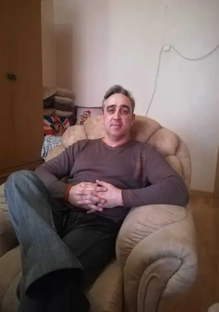 Я Влад, 54, знакомлюсь для приятного времяпровождения в Челябинске