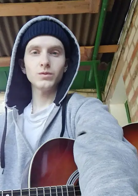 Вася из Луганска, мне 31, познакомлюсь без обязательств