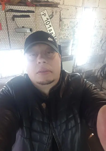 Я Дмитрий, 40, знакомлюсь для постоянных отношений в Белгороде