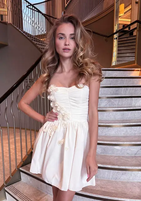 Алиночка из Некрасовского, мне 22, познакомлюсь на одну ночь