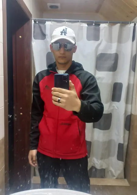 Я Джамшед, 23, знакомлюсь без обязательств в Истре