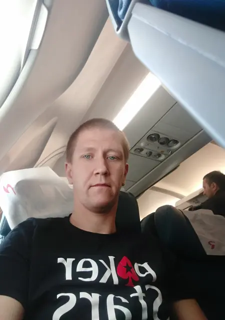 Я Евгений, 36, знакомлюсь на одну ночь в Мончегорске