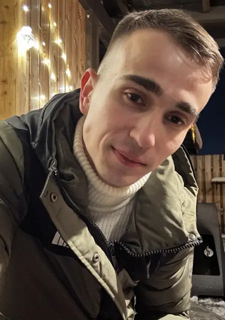 Я Сергей, 22, знакомлюсь без обязательств в Москве