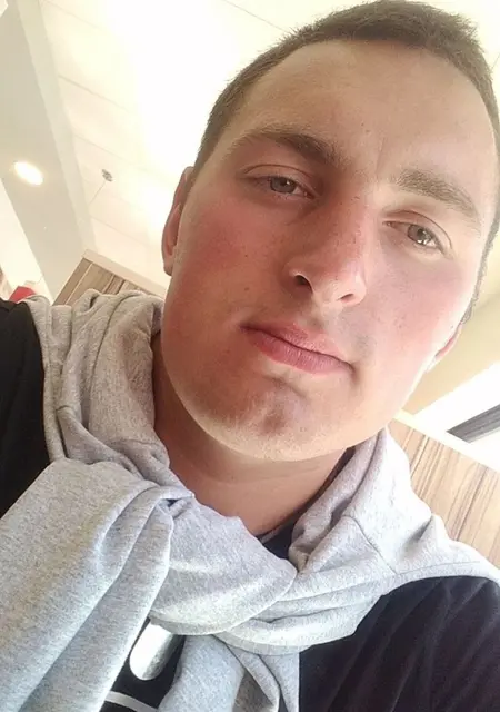 Сергей из Салехарда, мне 23, познакомлюсь для дружбы