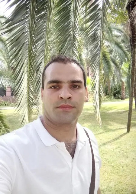 Я Тимур, 34, знакомлюсь без обязательств в Евпатории