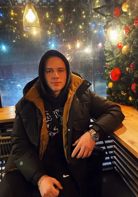 Я Стас, 20, знакомлюсь без обязательств в Таганроге