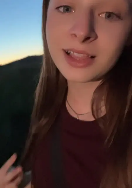 Аня из Тольятти, мне 18, познакомлюсь для постоянных отношений